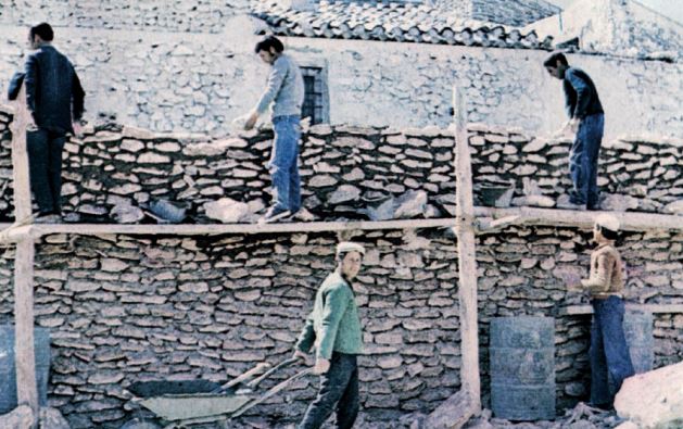 Construcción de una casa en Topares en 1974